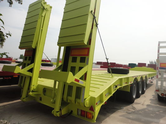 CIMC HUAJUN 3 アクセル 重荷低床半トレーラー